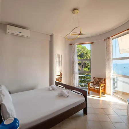 Daire Beachfront - Free Rooftop Pool Access *